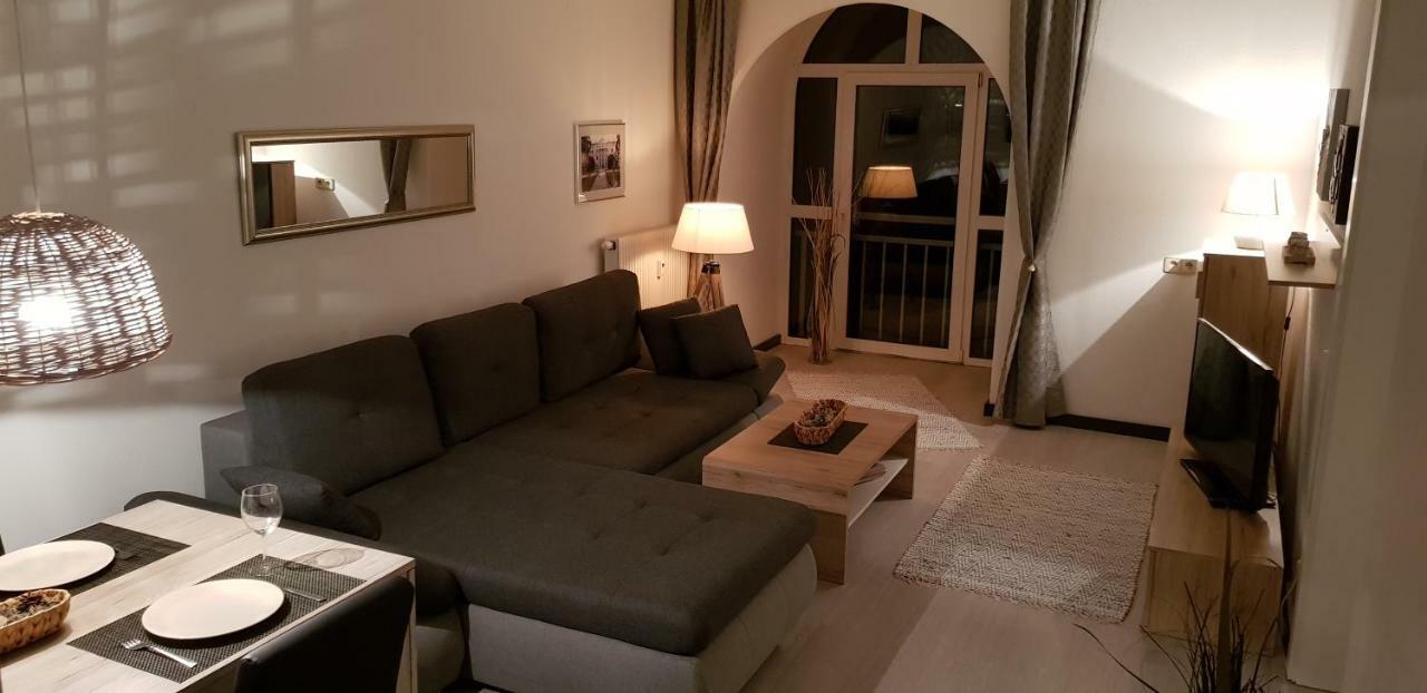 Ambiente Ferienapartments Warmbad Villach Bagian luar foto